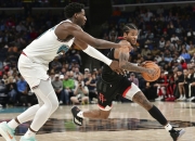 开云足球直播-灰熊再度横扫勇士，获得胜利