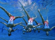 开云体育下载-本泽马爆发引领巴拉圭争冠战，皇家社会防线遭遇滑铁卢