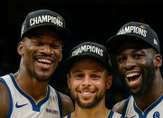 开云体育在线-库里率队发挥出色，勇士击败湖人蝉联西部冠军!的简单介绍