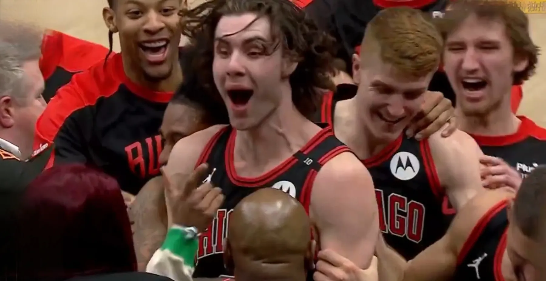 雄鹿逆转公牛,费沃斯绝境逆转的简单介绍 雄鹿逆转公牛,费沃斯绝境逆转的简单介绍