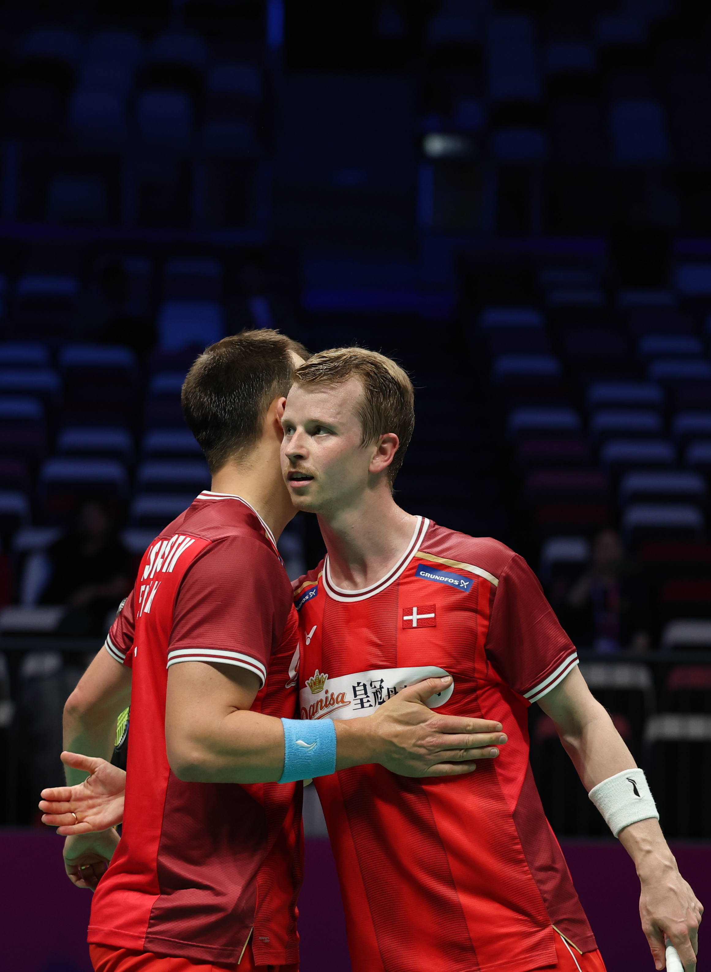 丹麦羽毛球队绝杀英格兰羽毛球队,陶菲克爆发神勇的简单介绍 丹麦羽毛球队绝杀英格兰羽毛球队,陶菲克爆发神勇的简单介绍