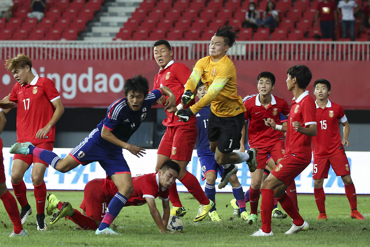 关于足球比赛赛况紧张,球队实力越发突显的信息 关于足球比赛赛况紧张,球队实力越发突显的信息