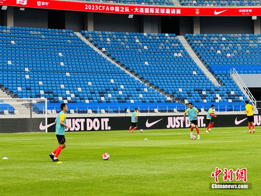 包含蒙彼利埃主场作战,全队上下全力以赴的词条 包含蒙彼利埃主场作战,全队上下全力以赴的词条