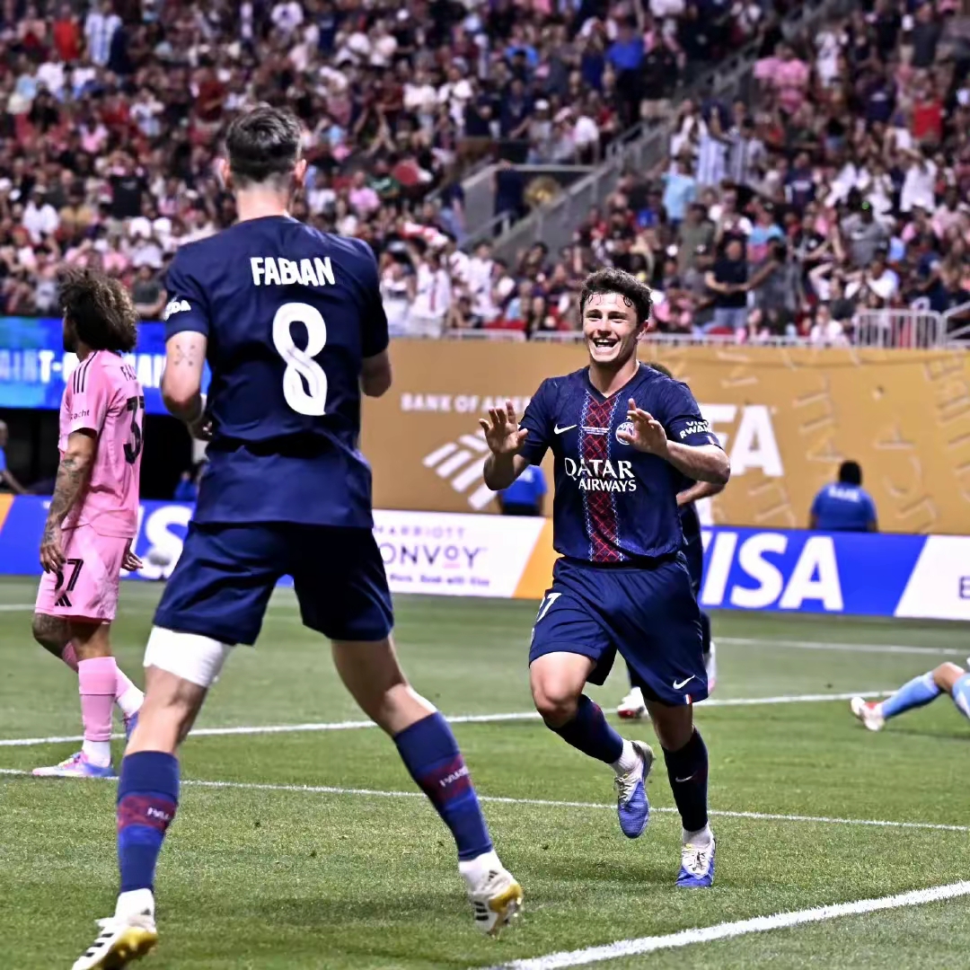 万众瞩目,巴黎重返巅峰赛场 万众瞩目,巴黎重返巅峰赛场