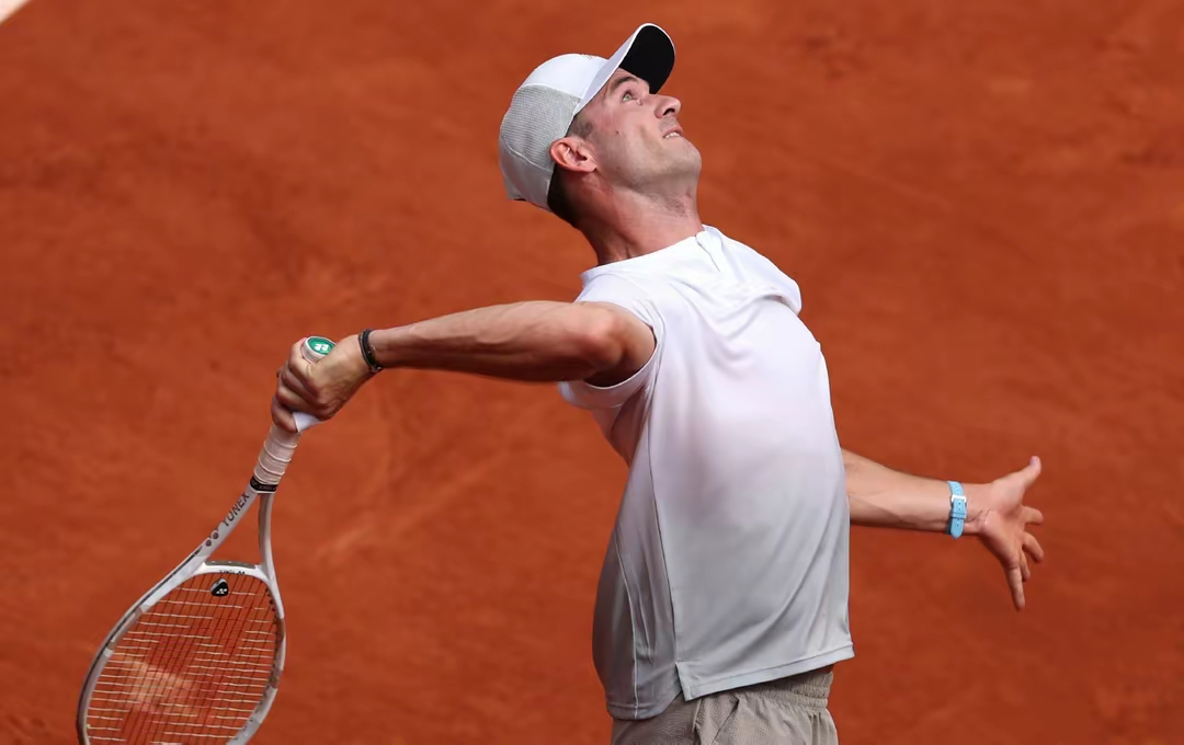 包含拉沃尔杯险胜法网，鲁德刷新纪录的词条