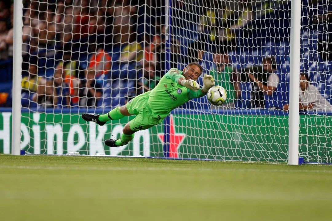 包含英格兰力克阿森纳,库尔图瓦关键制胜的词条 包含英格兰力克阿森纳,库尔图瓦关键制胜的词条