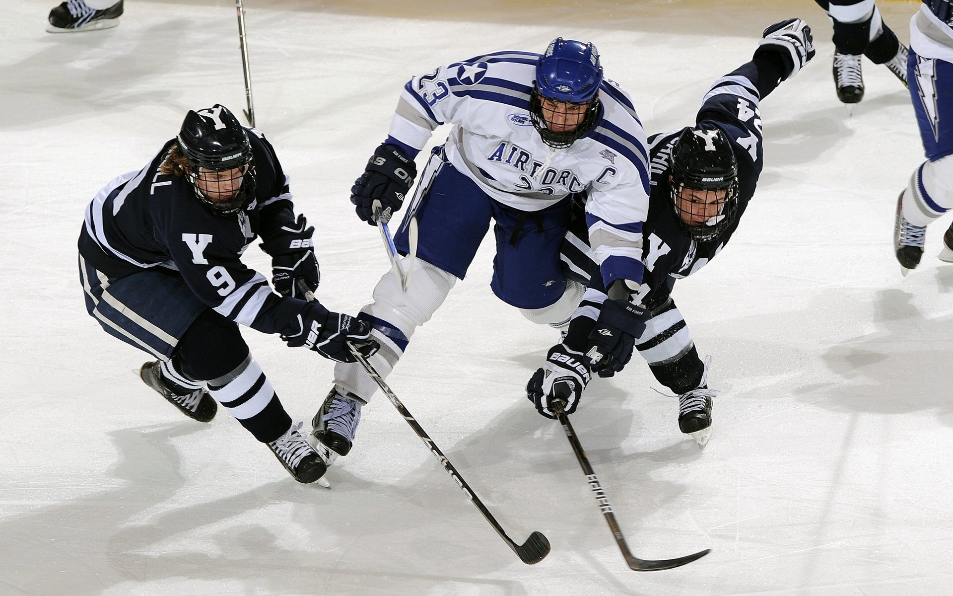 世界排名争夺战之夜，布雷默让比赛提前失去悬念