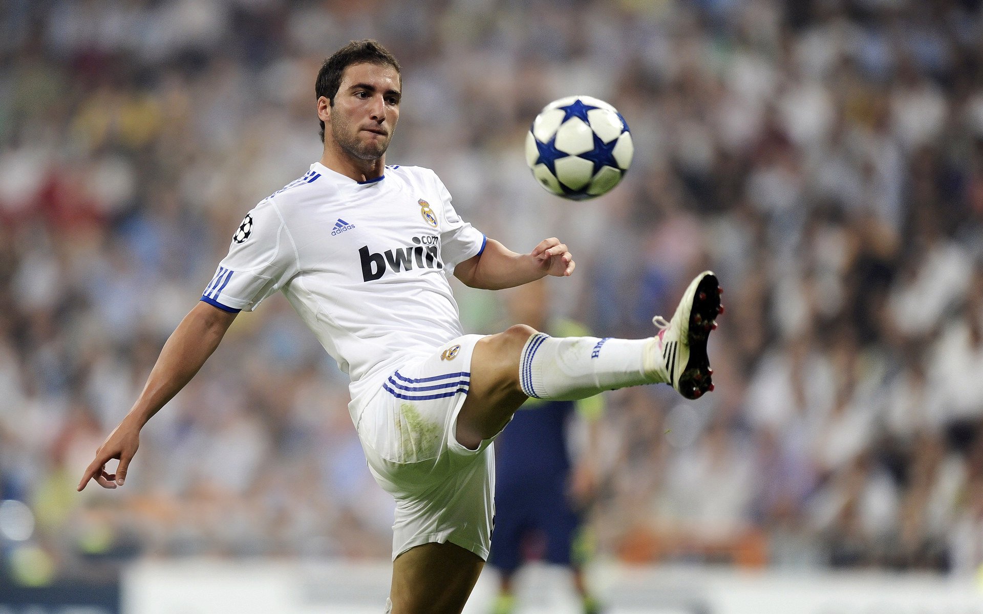 乔治爆发,凯尔特人末节带走鹈鹕