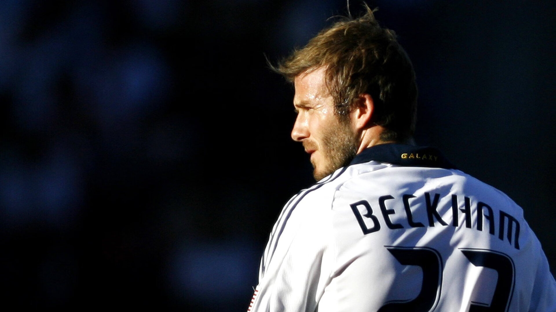 双线奇迹，CBA绝杀夜与F1新赛道，东方力量与雷霆新星的全球回响