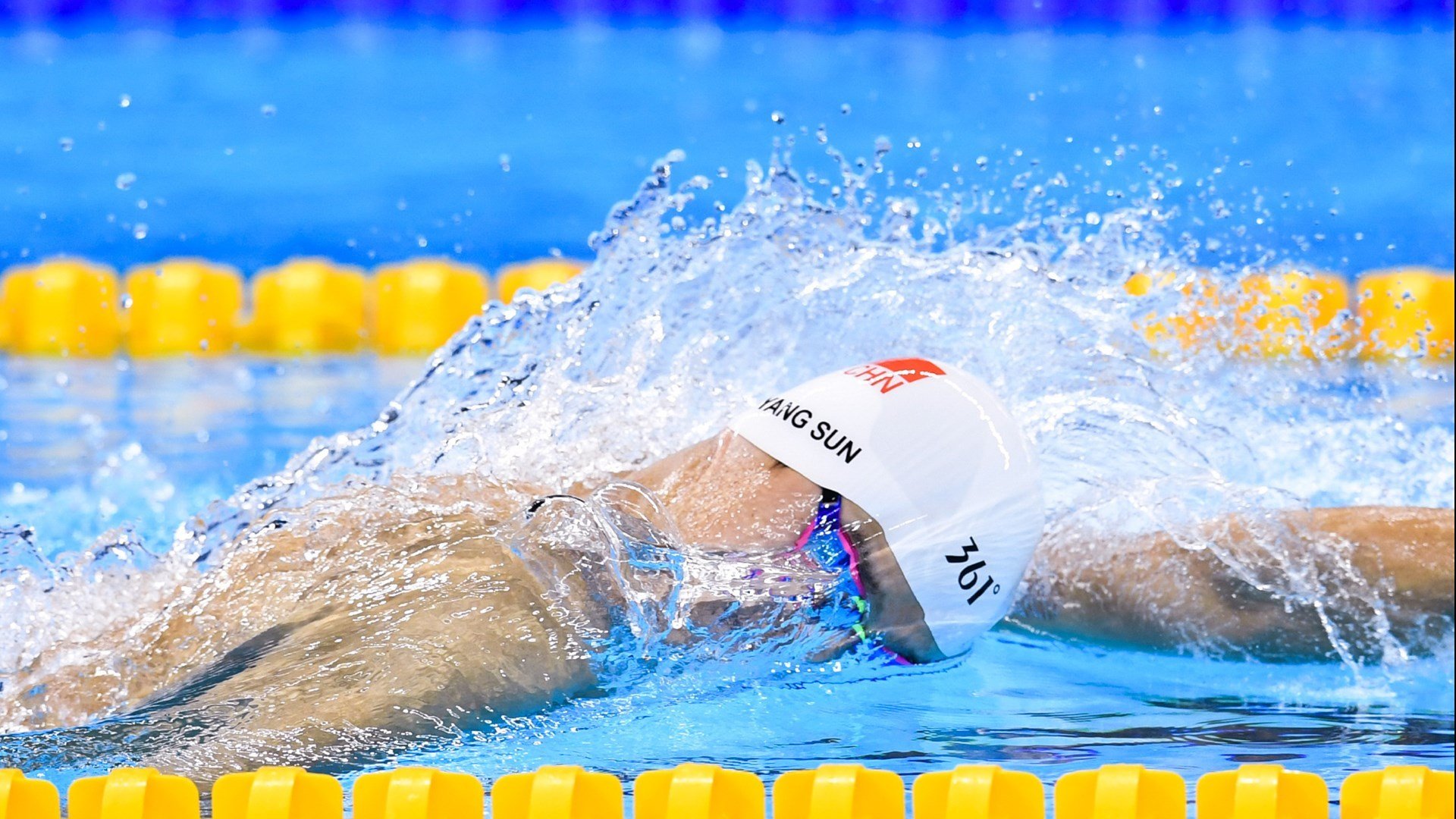 曼谷奇迹夜，桃田贤斗领衔泰国队逆转法国，羽坛新格局初现